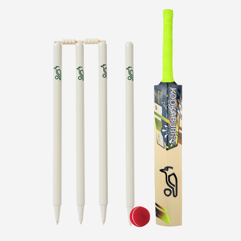 Kookaburra Beast Wooden Cricket Set 3T3123