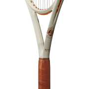 Wilson Roland Garros Clash 100 V3 Tennis Racket