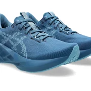 Asic’s Novablast 5 1011B974-405