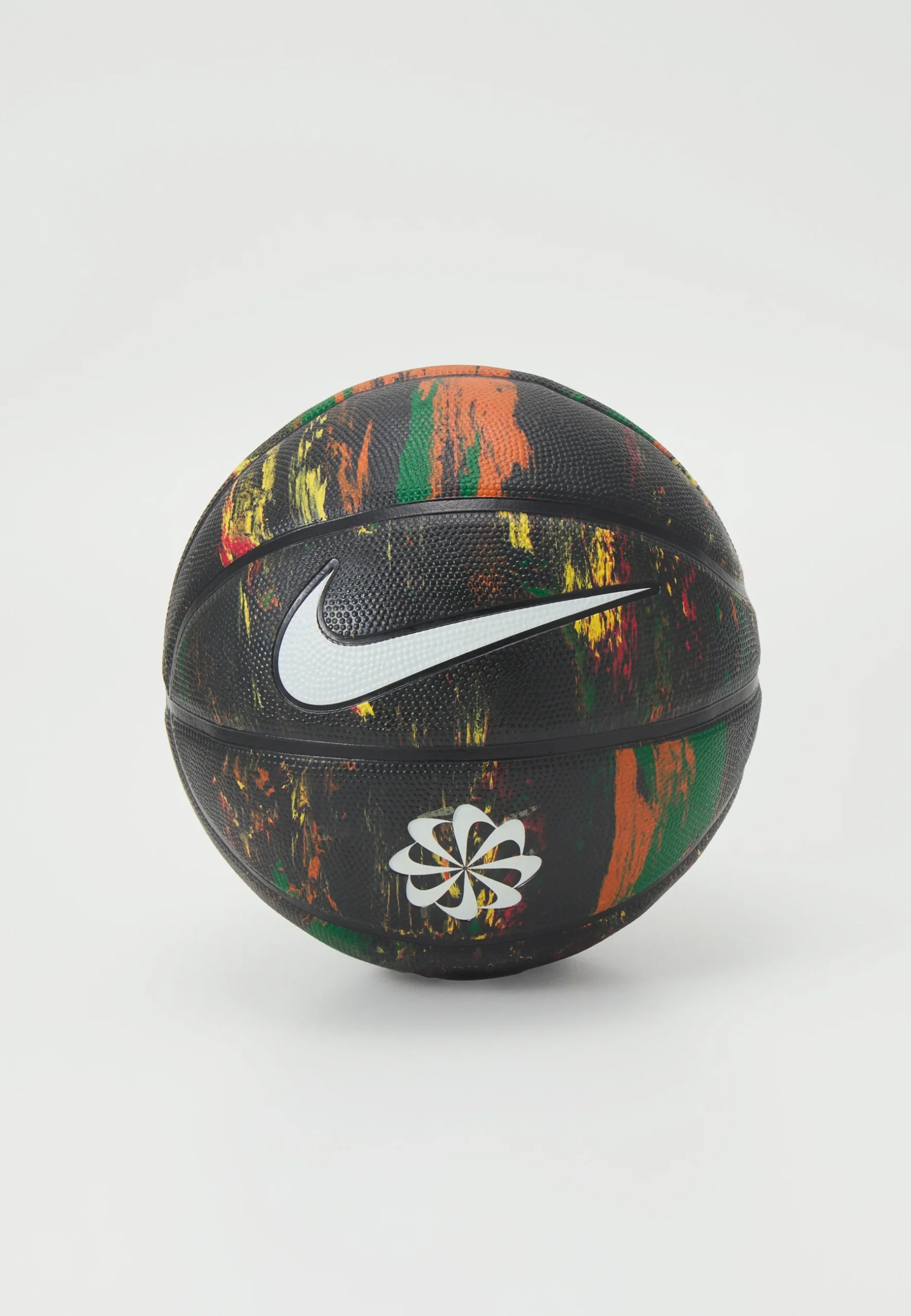 Nike Everyday Playground Basketball Multi/Black/Black/White